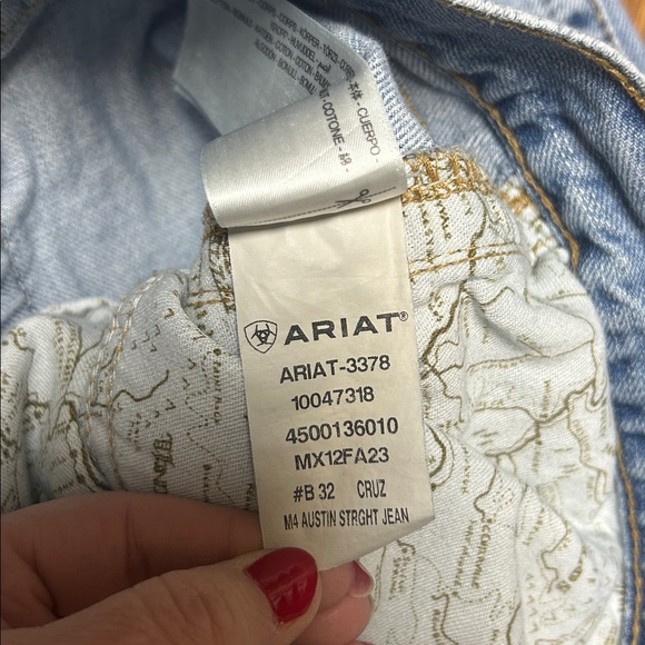 Ariat Men's Classic Light Denim Jeans - Picture 6 of 6